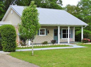 261 Bilbo Holston Rd, Poplarville, MS 39470