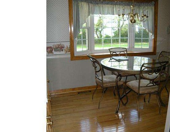5th image of 30 Meetinghouse Ln