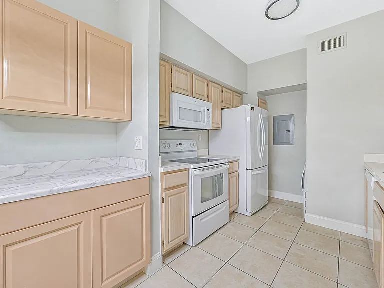 23660 Walden Center Dr #105 — Photo 11