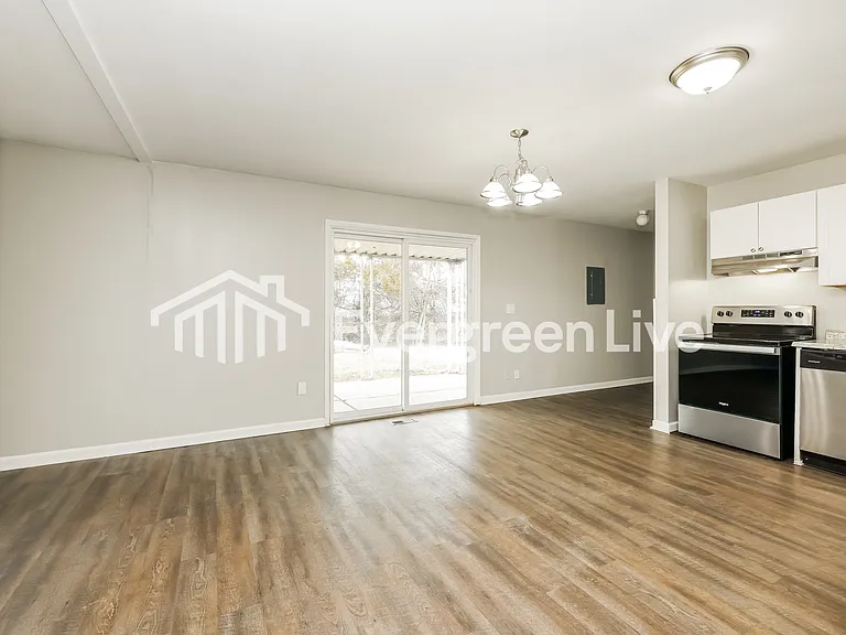 511 Unger Ave — Photo 8