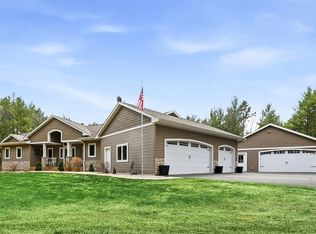 909 Thistle Ln, Eau Claire, WI 54703