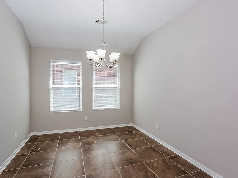 5202 El Tigre Ln — Photo 5