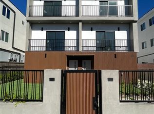 611 W 41st Pl, Los Angeles, CA 90037