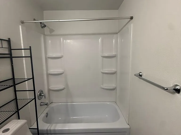 3007 E Central Ave — Photo 5