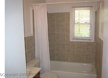 4th image of 14604 Darbydale Ave