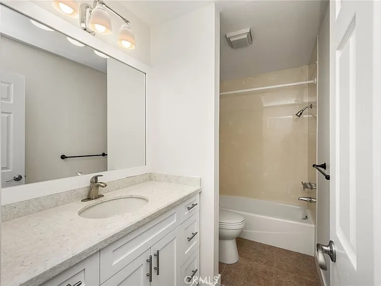 5779 E Hudson Bay Dr — Photo 18