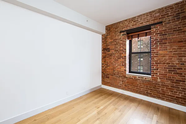 Rented by Mdrn Residential | media 20