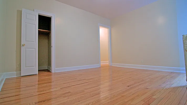 Rented by Tryax Realty Management | media 9