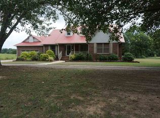 121 Champion Ferry Rd, Gaffney, SC 29341