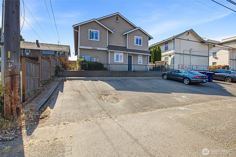 3rd image of 1939 I Street #B