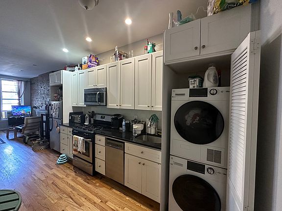 3rd image of 451 7th Ave APT 2L