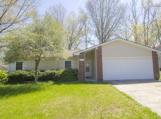 2304 S Kendallwood Rd, Columbia, MO 65203