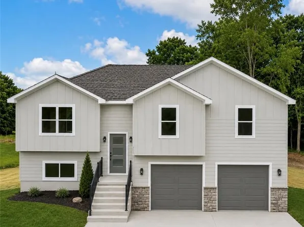 326 NE 21st Rd, Warrensburg, MO 64093