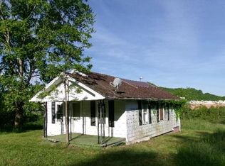 478 Flat Top Rd, Shady Spring, WV 25918