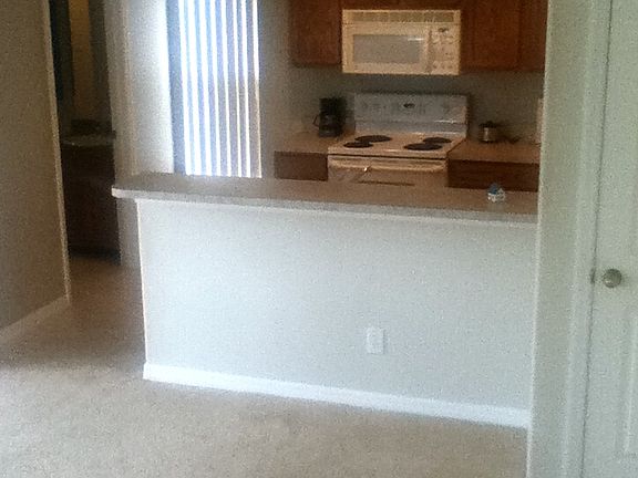 Kitchen and breakfast bar