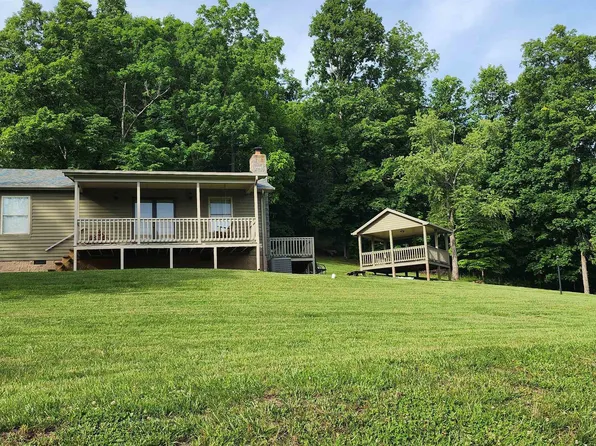 550 Big Branch Hollow Rd, Pembroke, VA 24136