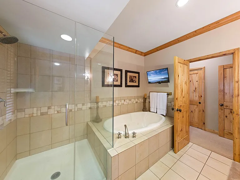12310 Fairway Dr — Photo 13