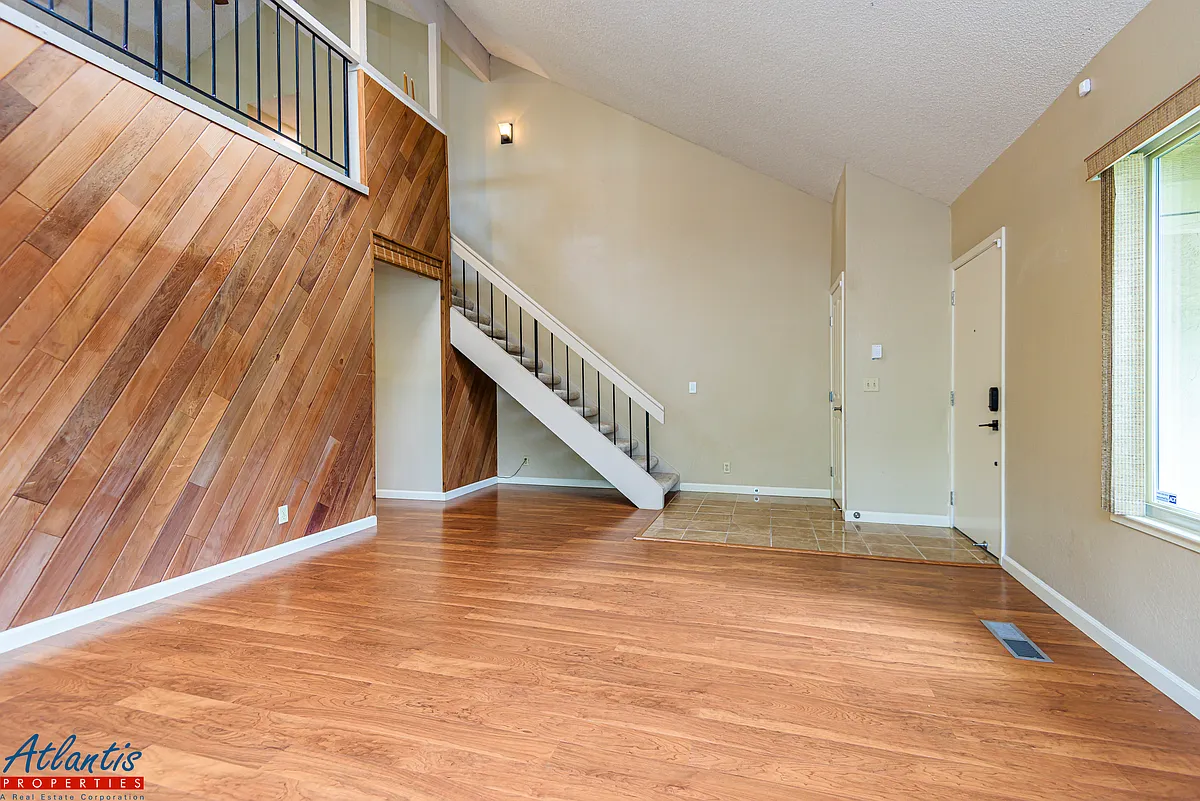Building Photo - 4442 Silverberry Dr