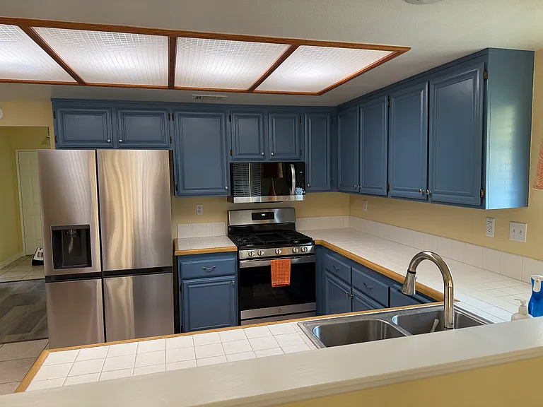 3142 W James St — Photo 11