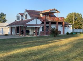 7321 SE Quaker Rd, Riverton, KS 66770