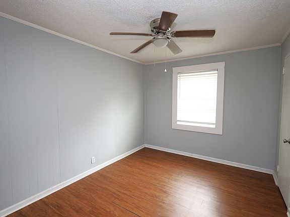 5th image of 808 Lilly St Unit A