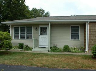 17 Castle Rock Dr, Charlestown, RI 02813