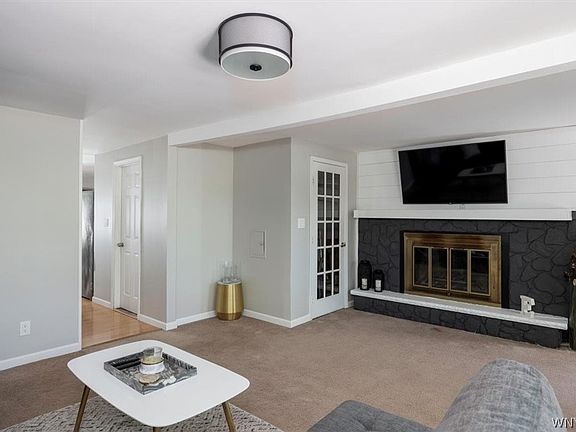 2nd image of 39 Gary Ln