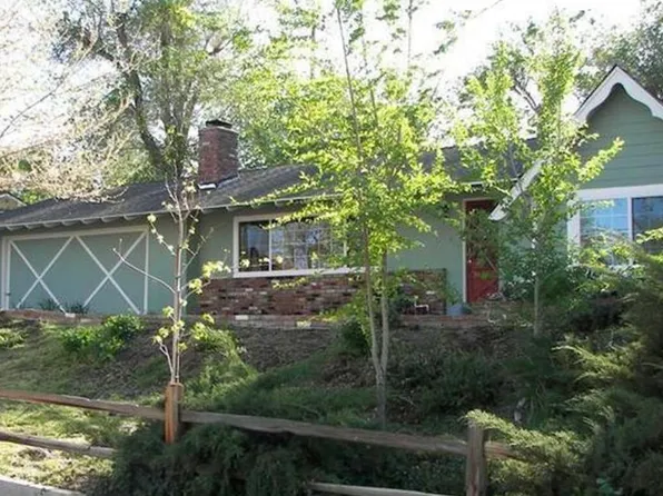 38647 Desert View Dr, Palmdale, CA 93551