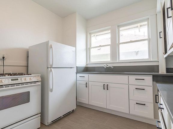 2nd image of 4014-20 SE 10th Ave #4014