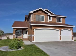 106 Erica Dr, Richland, WA 99352