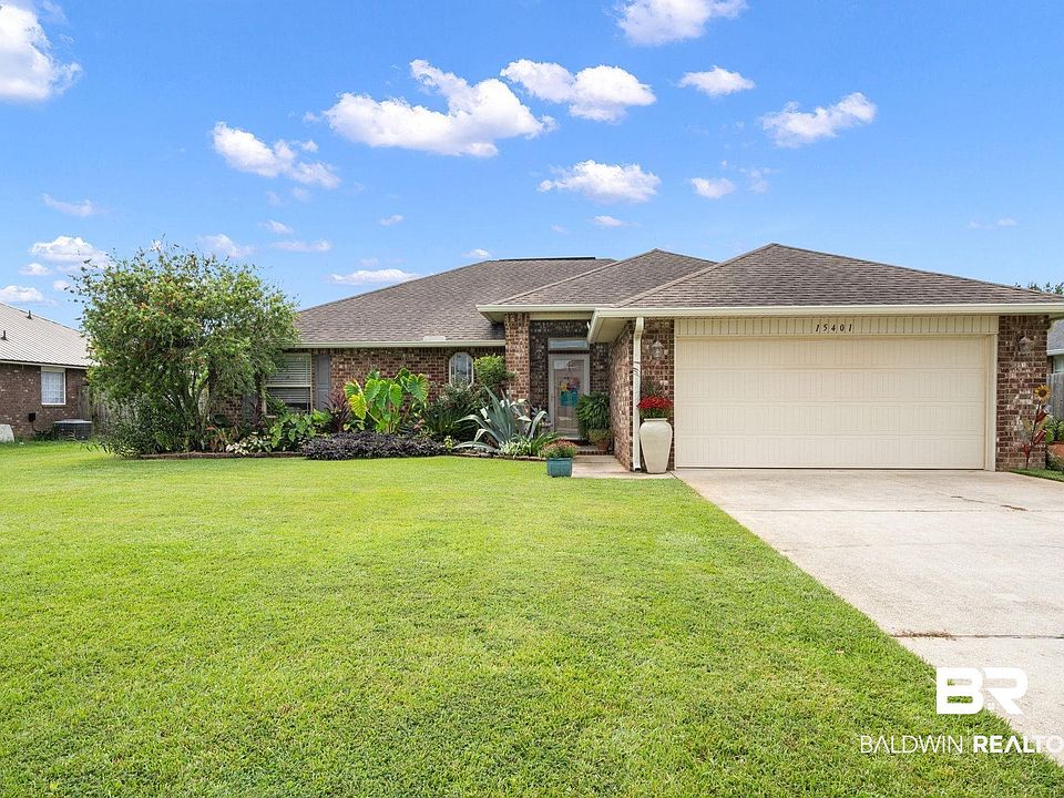 1st image of 15401 Paddington Dr