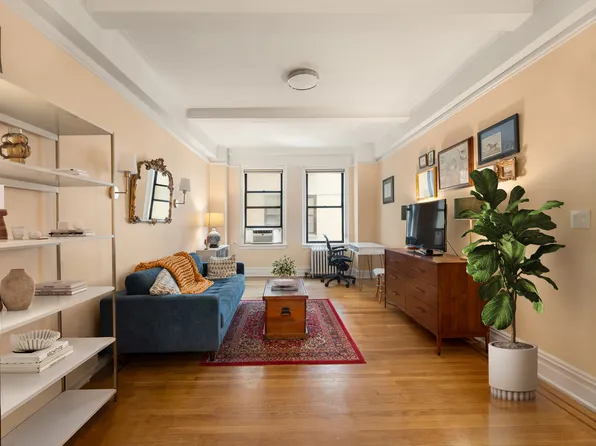 535 West 110th Street image 1 of 10