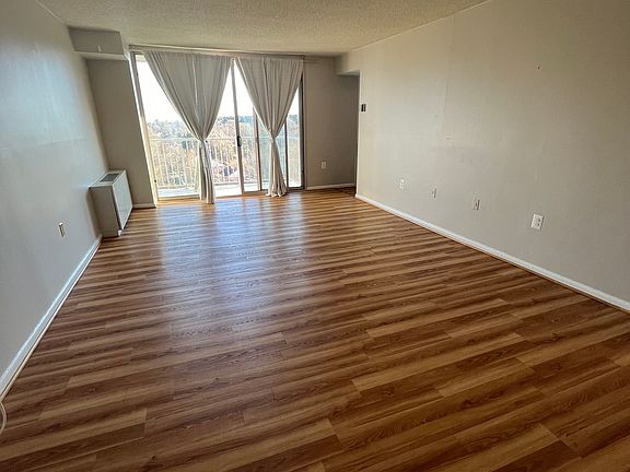 3rd image of 2500 N Van Dorn St APT 1516