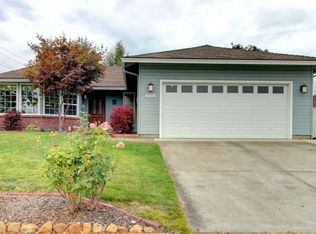 1805 Bristol Dr, Medford, OR