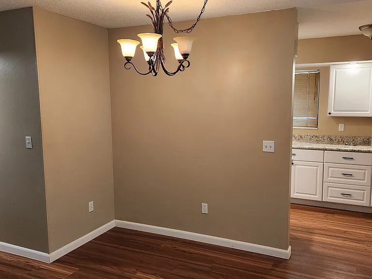 965 Fay Blvd — Photo 16