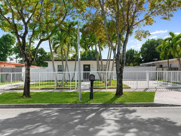 620 E 42nd St, Hialeah, FL 33013