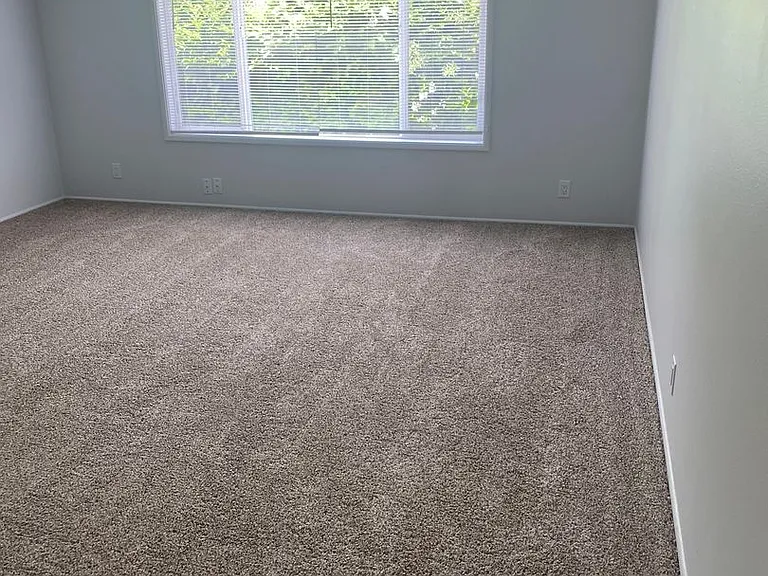 531 W 11th Ave — Photo 10