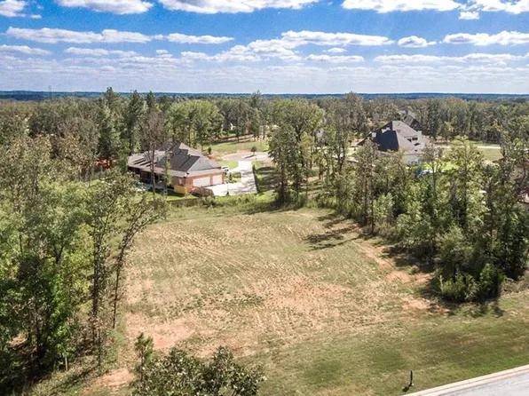 Southern Trace Pkwy, Shreveport, LA 71106