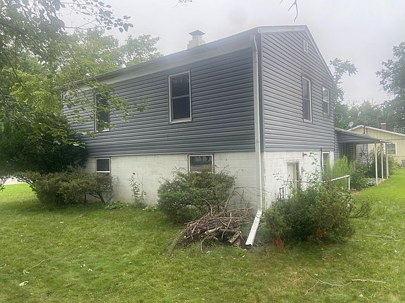 2nd image of 2742 Ohio St