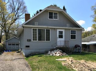1524 Park St, Niagara, WI 54151