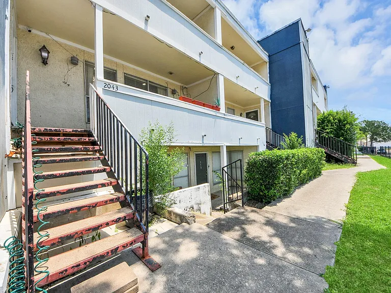 781 Country Place Dr #2043 — Photo 32