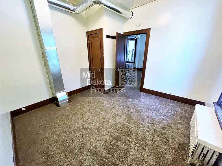 404 N Duff St — Photo 6