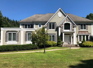 112 Abbot St, Andover, MA 01810