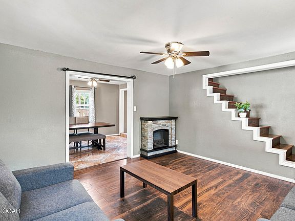 4th image of 514 E Scott St