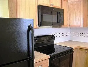317 S Walnut St #2 — Photo 4