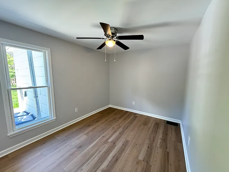 320 Chestnut St #1 — Photo 22