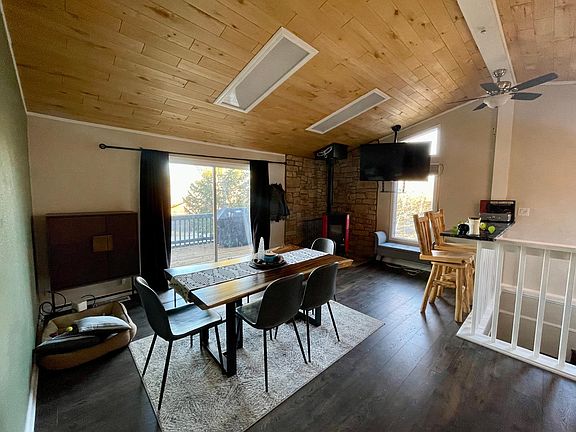 Livingroom upper level