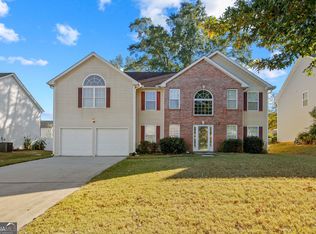 407 Grier Dr, Locust Grove, GA 30248