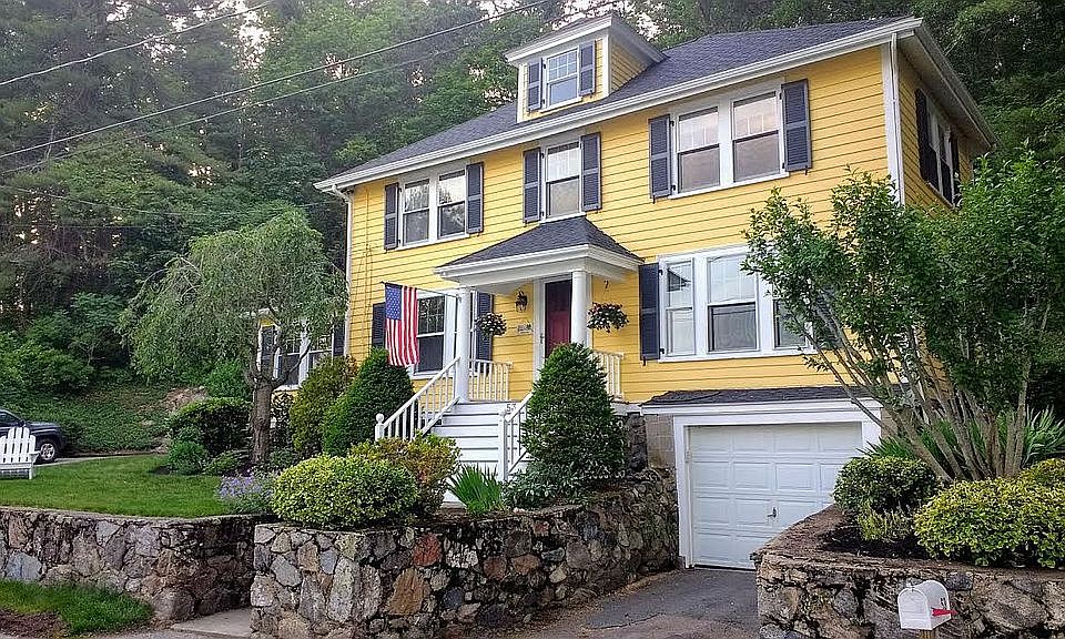 53 Lake St, Middleton, MA 01949 Zillow