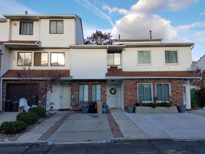 25 Country Dr S #71, Staten Island, NY, 10314